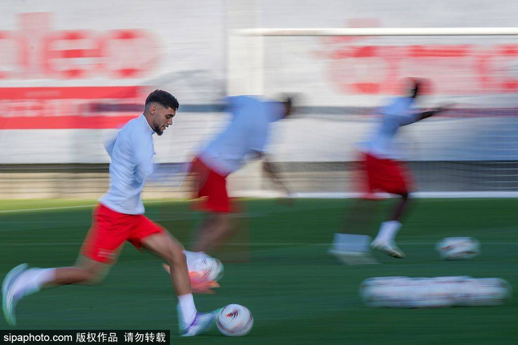 梅里诺:确信约克雷斯的进球会到来,他在场上贡献了最佳表现!